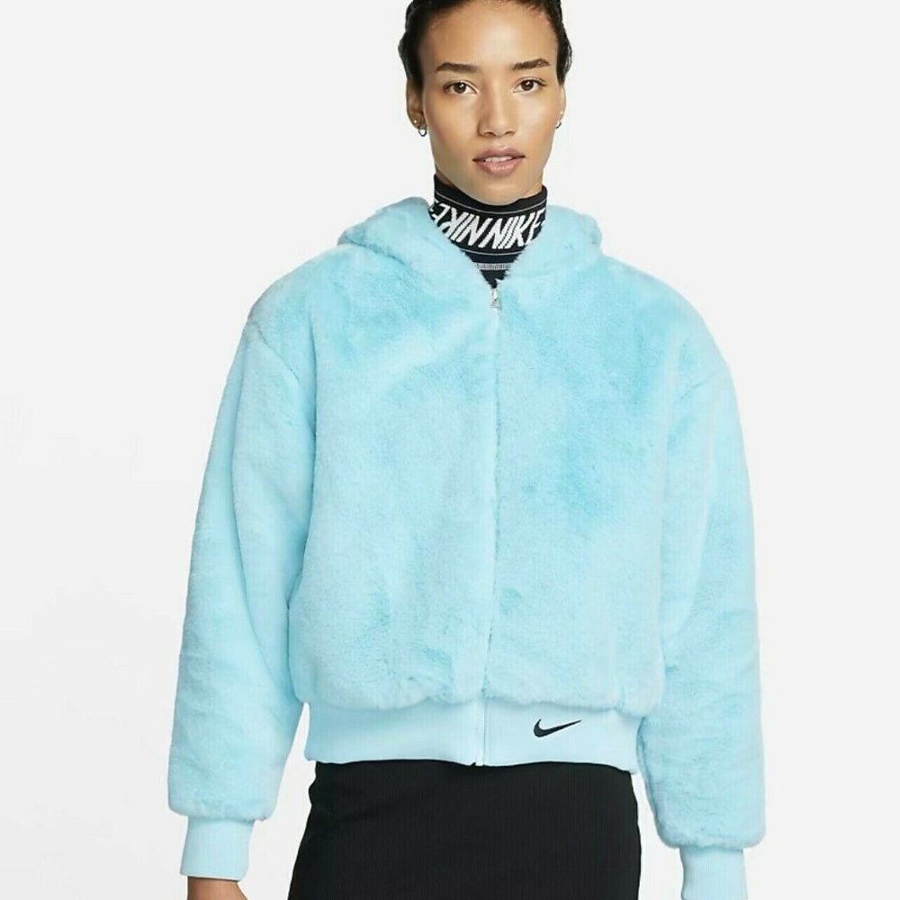 Nike Sportswear Womens Size M Copa Blue Essentials Faux Fur Jacket DD5116-482